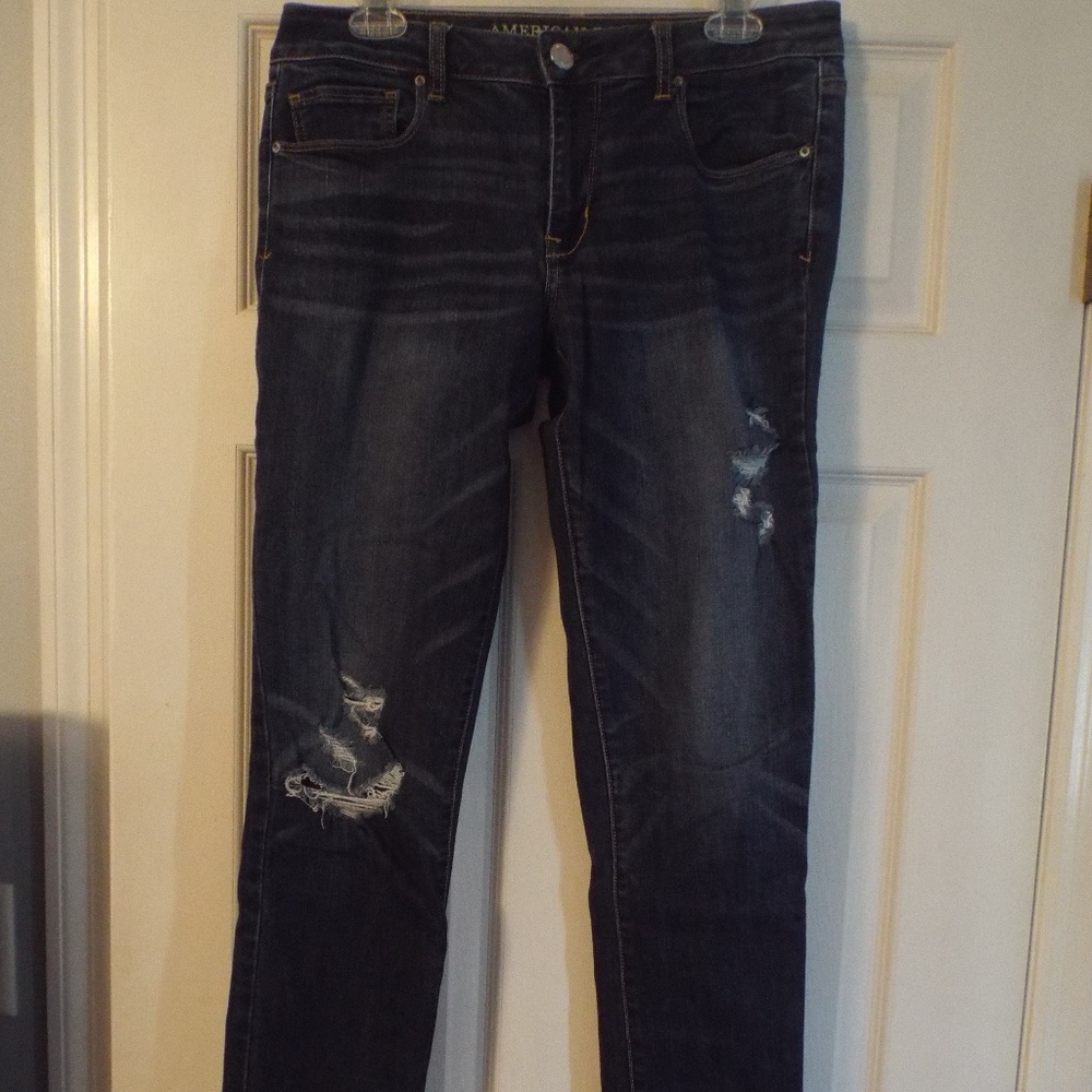American Eagle Distressed Jeans
